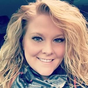 Meet your Posher, Corrine